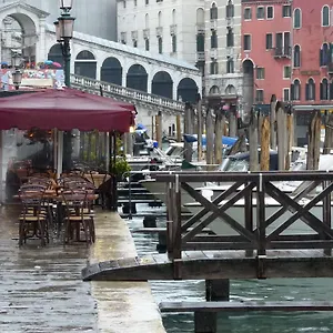 Nuova Residenza Laguna Apartment