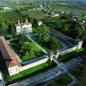 Castello Di Country house